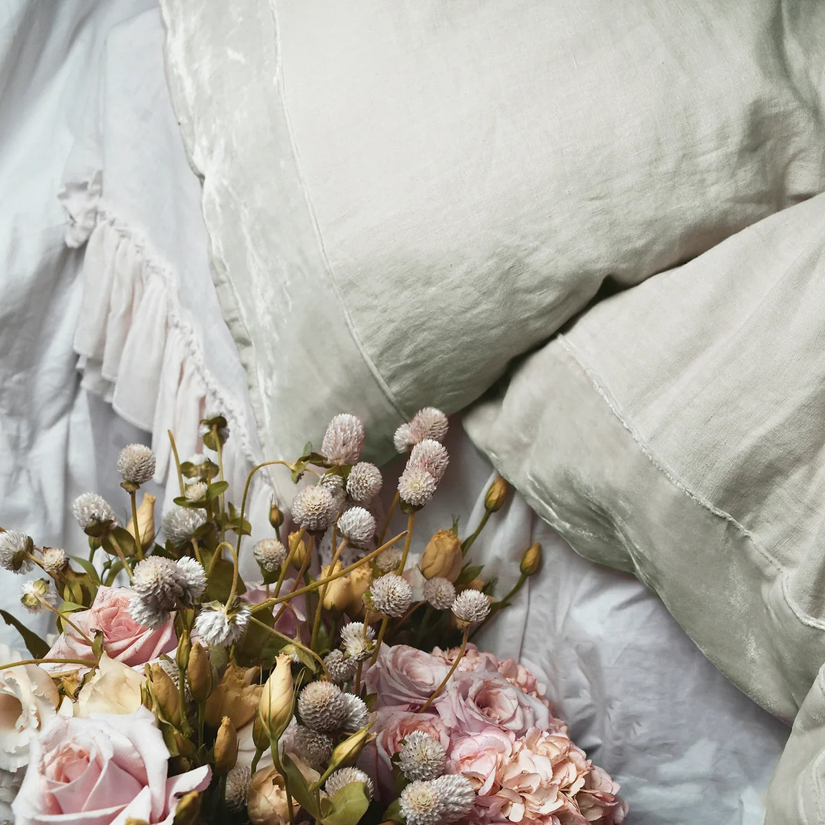 Velvet Border Linen Bedding | Tailored Style | Linen Salvage
