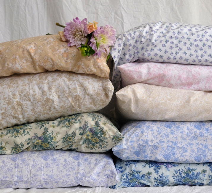 NEW! VINTAGE FLORAL PRINT SIMPLE HEM PILLOWCASES - Linen Salvage Et Cie