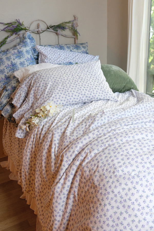 Petite Rosebuds Bouquet Bedding - Lilac - Linen Salvage Et Cie